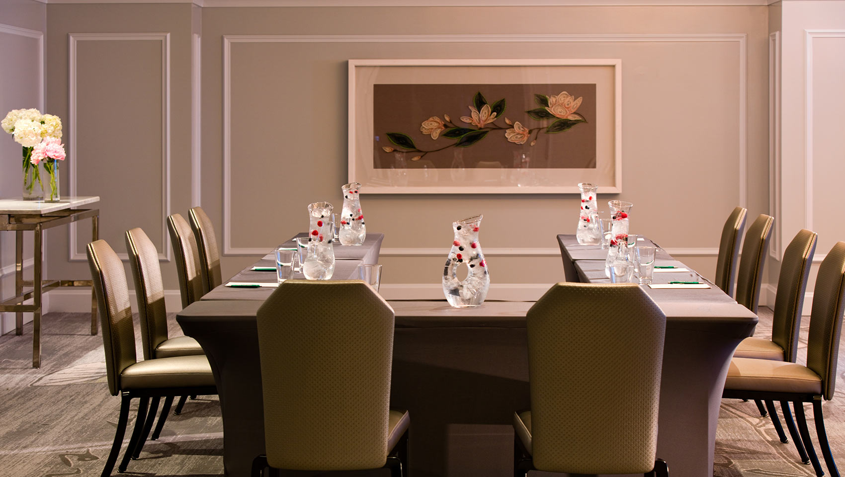 Magnolia A meeting room